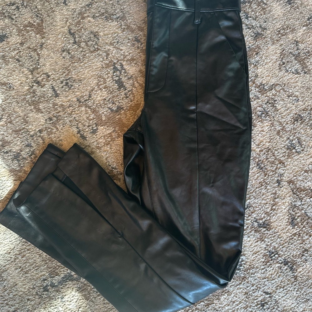 Abercrombie & Fitch Black Faux Leather Pants size 26/ 2s